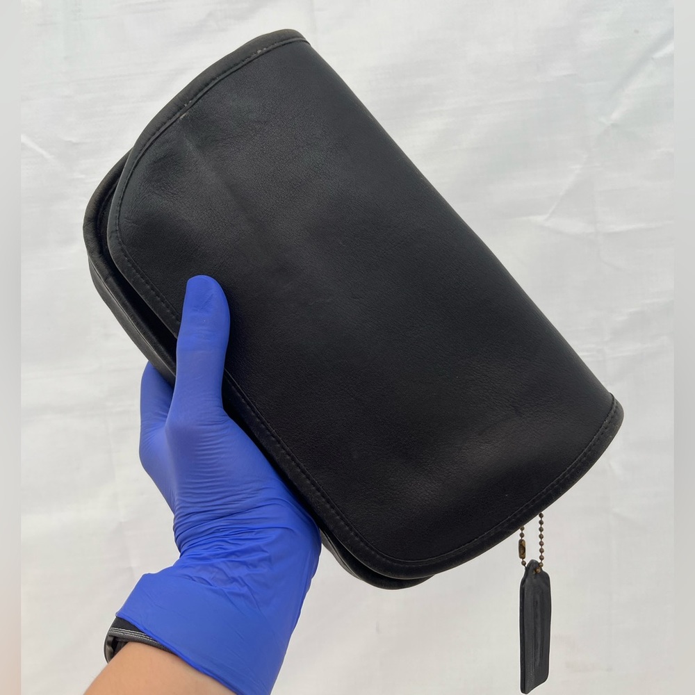 Vintage COACH #9937 "Ritchie Bag" Black Leather Bag.